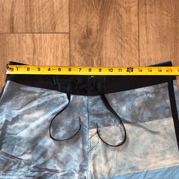 OAKLEY Voyage Board Shorts Swim Shorts - Picture 12 of 14